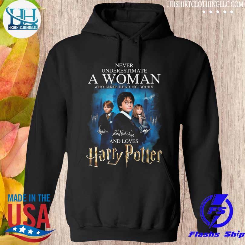Funny never underestimate a woman who likes reading books and loves Harry Potter signatures 2023 s hoodie den